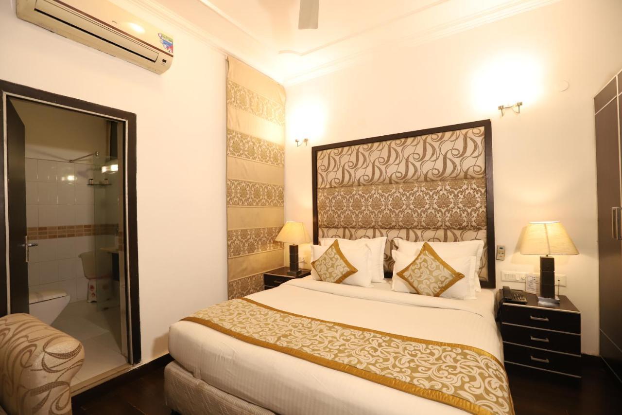 Hotel Capitol Hills - Greater Kailash Delhi นิวเดลี ภายนอก รูปภาพ