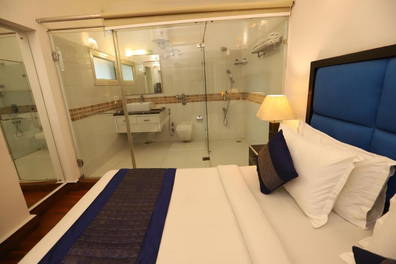 Hotel Capitol Hills - Greater Kailash Delhi นิวเดลี ภายนอก รูปภาพ