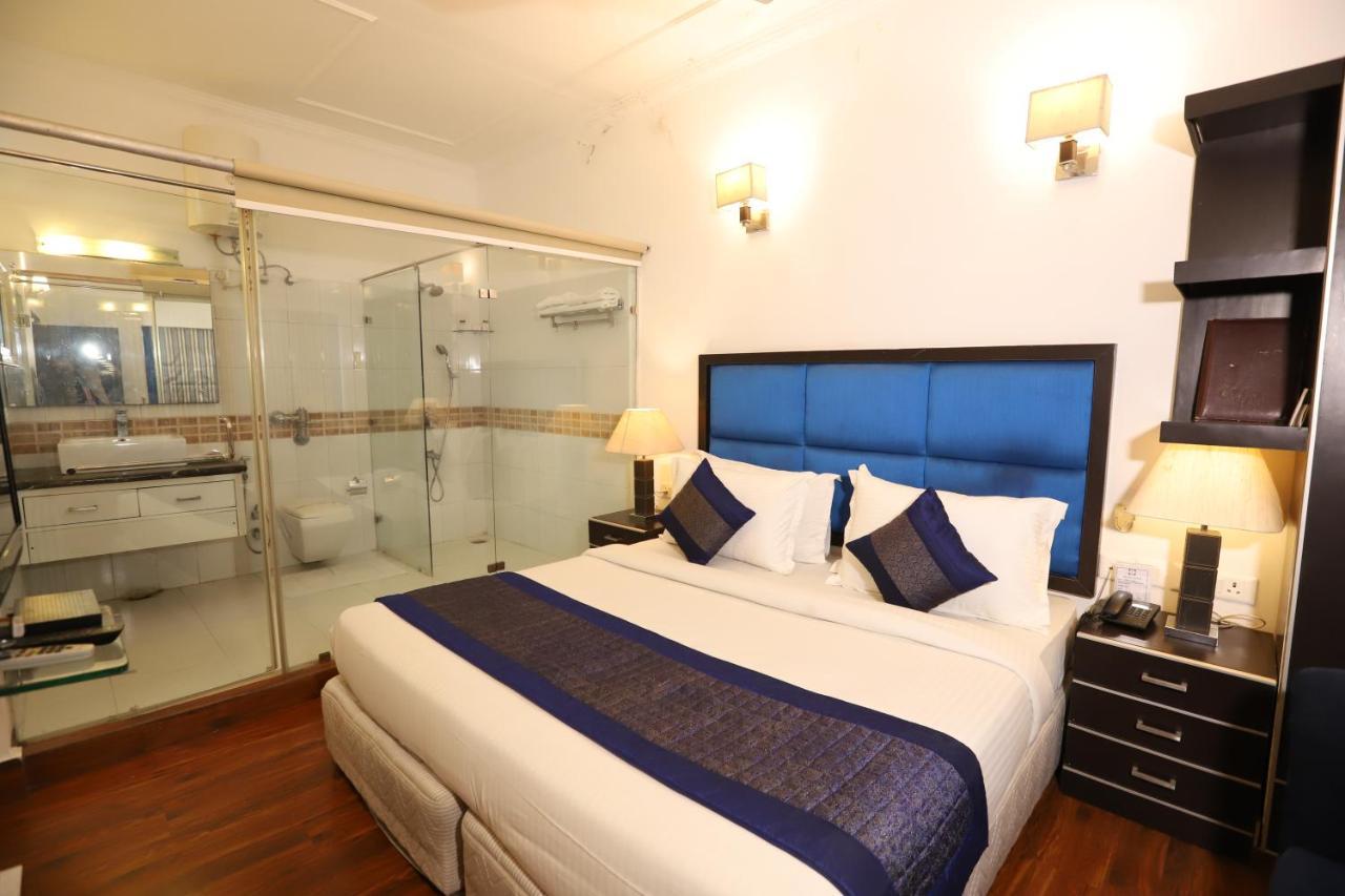 Hotel Capitol Hills - Greater Kailash Delhi นิวเดลี ภายนอก รูปภาพ