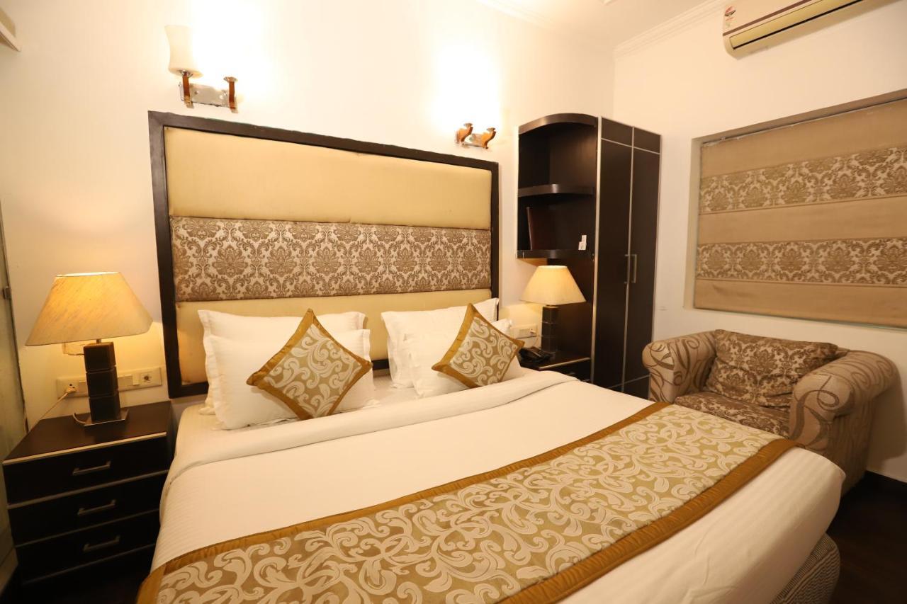 Hotel Capitol Hills - Greater Kailash Delhi นิวเดลี ภายนอก รูปภาพ