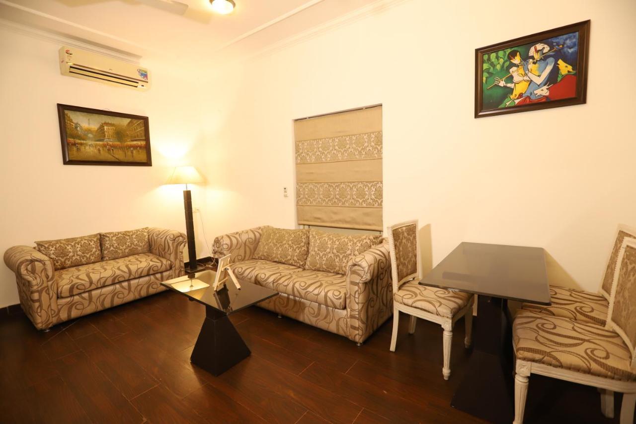 Hotel Capitol Hills - Greater Kailash Delhi นิวเดลี ภายนอก รูปภาพ